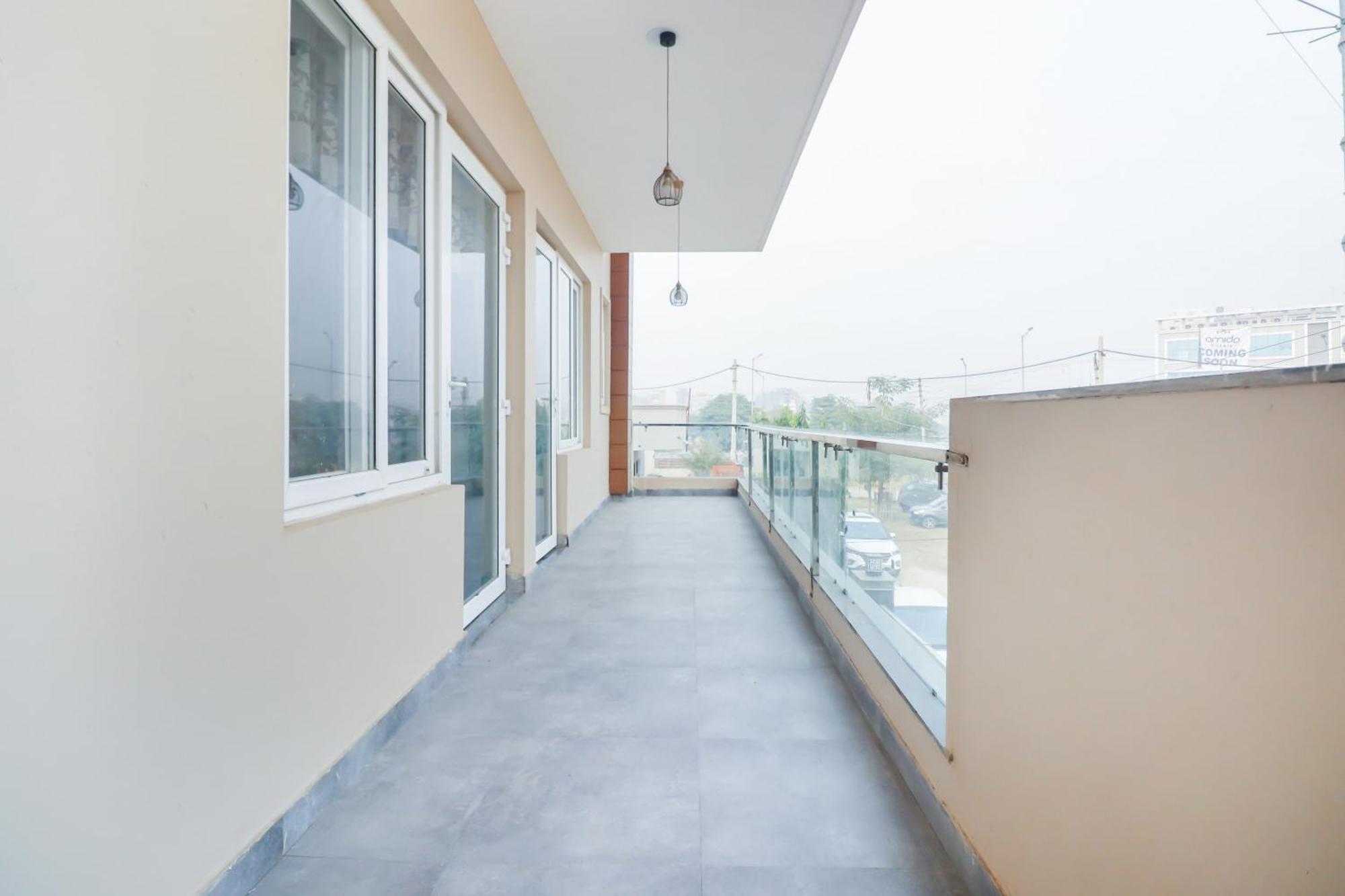 Collection O Green Leaf Residency Gurgaon Exterior foto